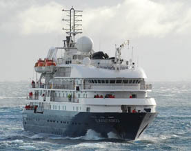 Corinthian 2 cruise ship