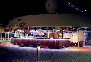 cruise ship bar